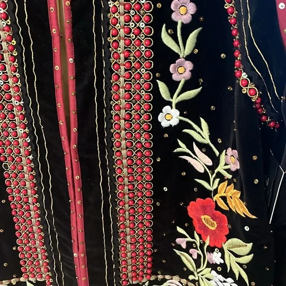 John Mark Black Velvet Jacket with Floral Embroidery. Size L. NWT - Picture 4 of 14